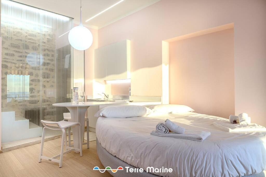 Sea-Cret, Terremarine Apartment Манарола Екстериор снимка