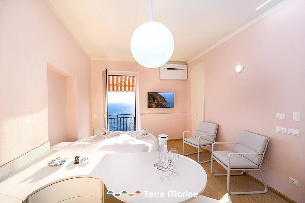 Sea-Cret, Terremarine Apartment Манарола Екстериор снимка