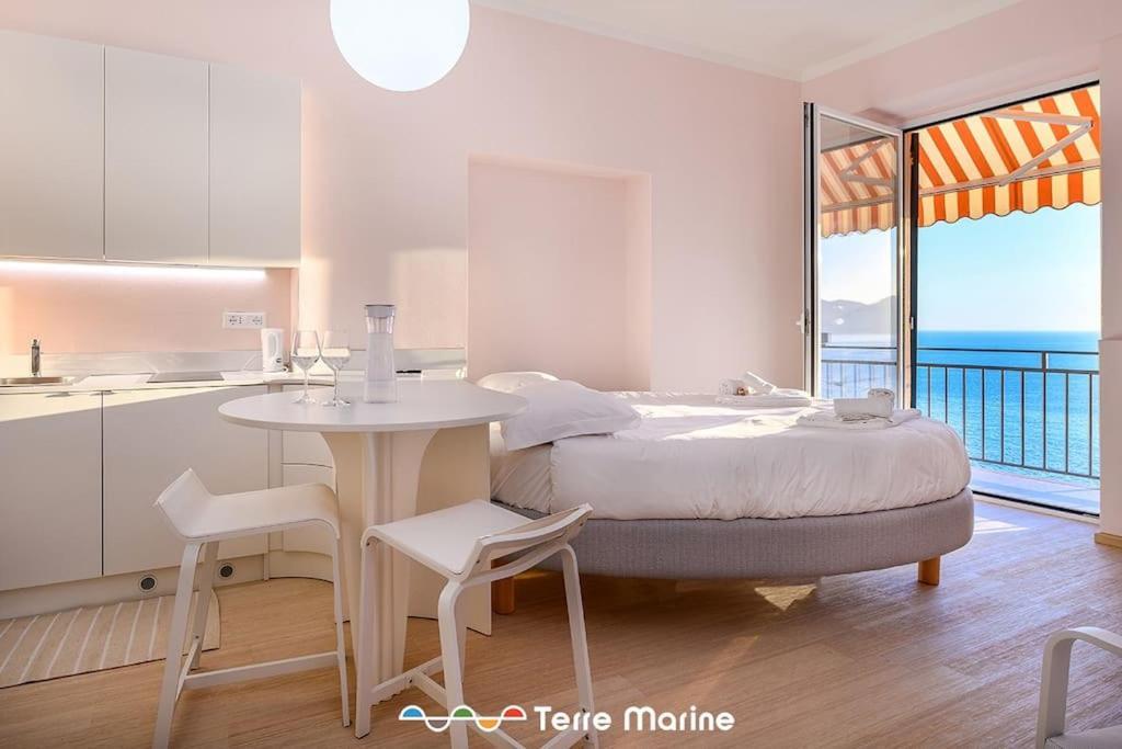 Sea-Cret, Terremarine Apartment Манарола Екстериор снимка